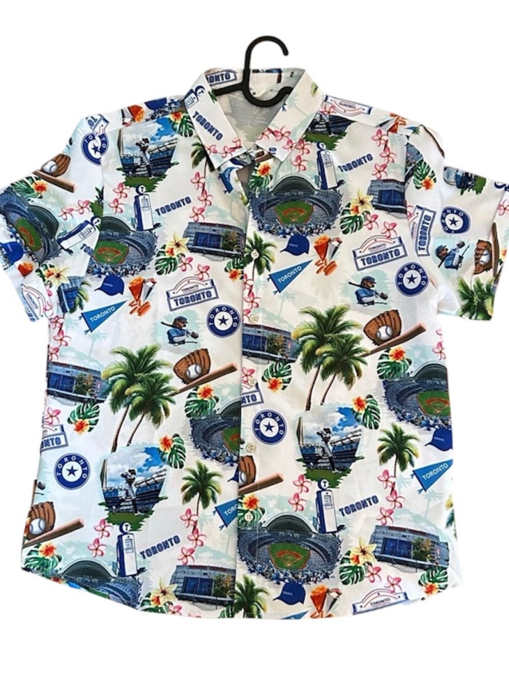 Toronto blue jays White Short Sleeve button down shirt stadium, helmet, Bo B.